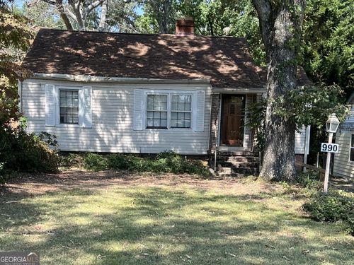 990 Finley Dr, Forest Park, GA, 30297-1416 | Card Image