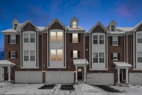 904 Coletta Cir, Naperville, IL, 60563-3615 | Card Image