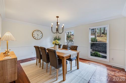 8 Hickory Ridge Ct, Lake Wylie, SC, 29710-8913 | Card Image