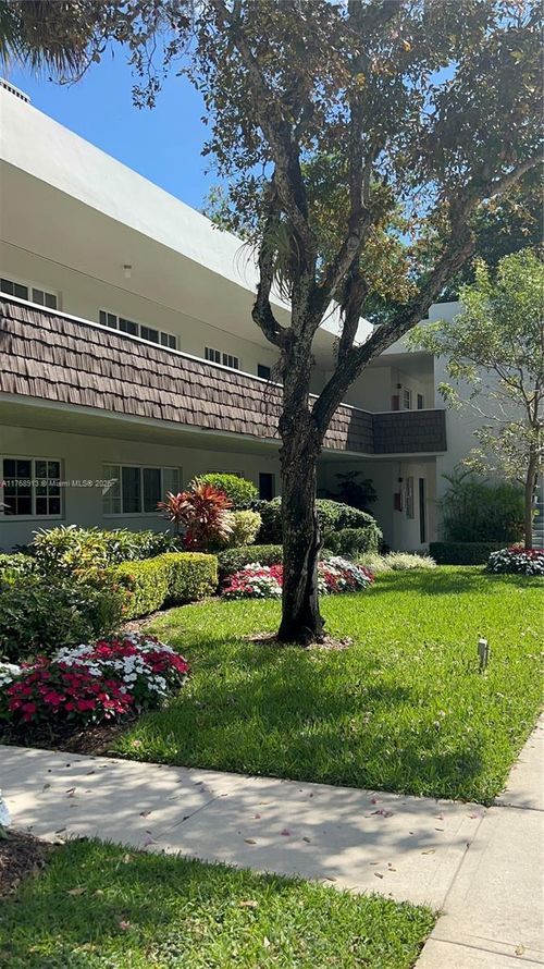 apt-102-4017 N Cypress Dr, Pompano Beach, FL, 33069-4123 | Card Image