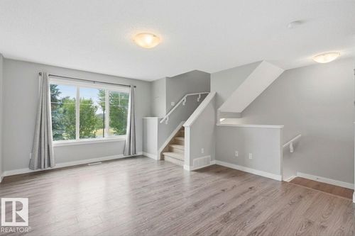 12-1391 Starling Dr Nw, Edmonton, AB, T5S0L3 | Card Image