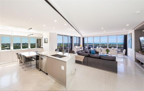 apt-939-151 Crandon Blvd, Key Biscayne, FL, 33149-1560 | Card Image