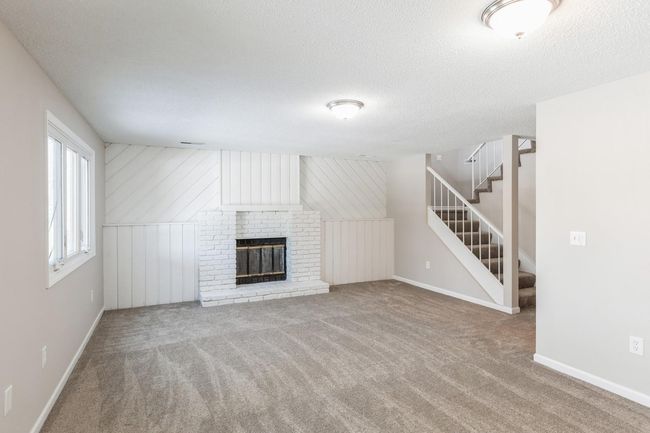 10_258476thStE_3001_FamilyRoom_Large.jpg | Image 11