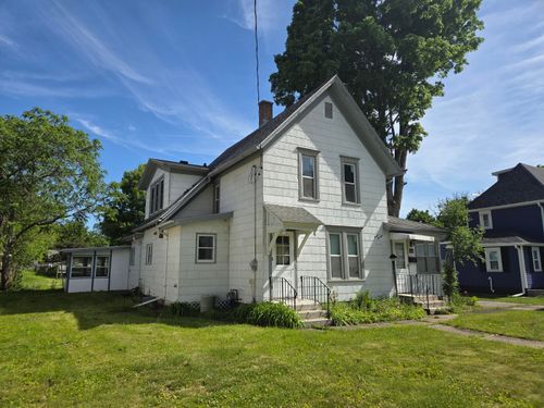 1213 Dodge St, Lake Geneva, WI, 53147 | Card Image