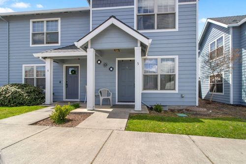 unit-5-450 Midway Rd, Medford, OR, 97501-1985 | Card Image