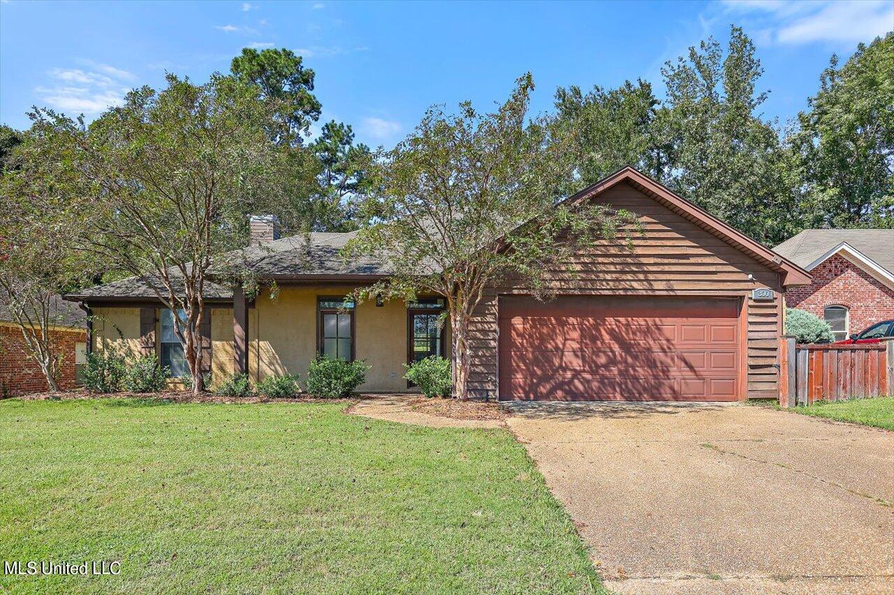 300 Briars Bend, For Sale in Brandon Zoocasa