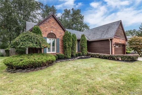 82 Bragg Court, Amherst, NY, 14221 | Card Image