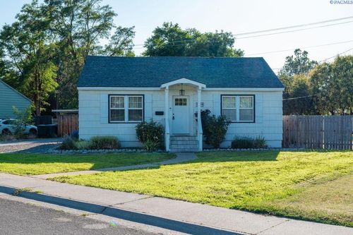1709 Hunt Ave, Richland, WA, 99354-2649 | Card Image