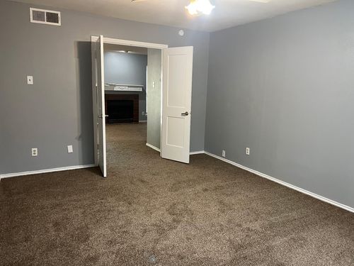 205-5825 Marvin Loving Dr, Garland, TX, 75043-4596 | Card Image