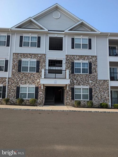 1138 Vanderbergh, MONROE TOWNSHIP, NJ, 08831-3381 | Card Image