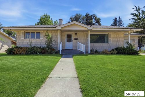 660 Garfield St, Idaho Falls, ID, 83401-2759 | Card Image