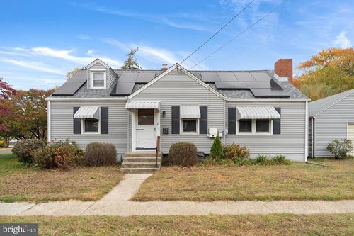 6324 Roosevelt Ave, PENNSAUKEN, NJ, 08109-1543 | Card Image