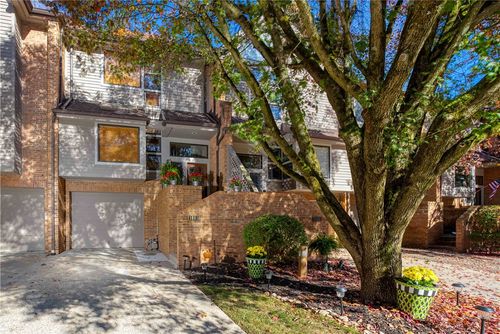 1403 Towne Square Dr, Allison Park, PA, 15101-1952 | Card Image