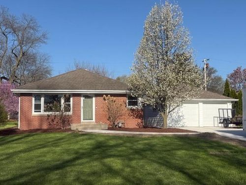 1125 Harvey Avenue, Brookfield, WI, 53005 | Card Image