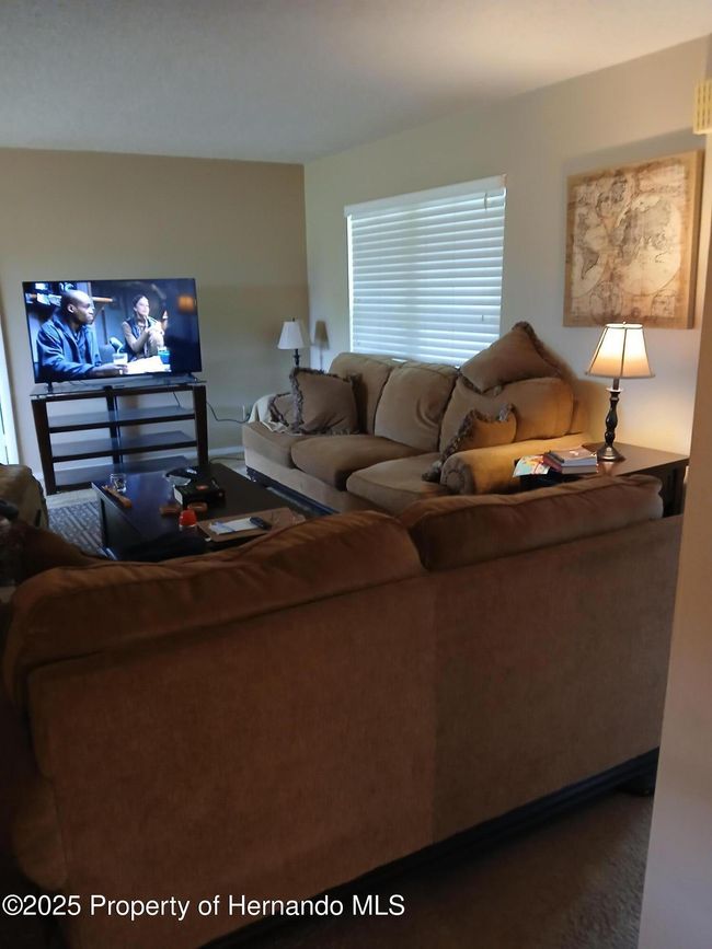 7404 Acorn Cir, House other with 2 bedrooms, 2 bathrooms and null parking in SPRING HILL FL | Image 44
