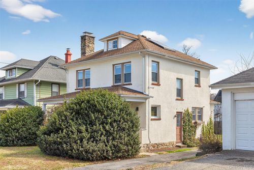 4 Spaulding Pl, Ossining, NY, 10562-3522 | Card Image