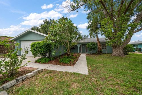 911 Sago Palm Way, APOLLO BEACH, FL, 33572-2001 | Card Image