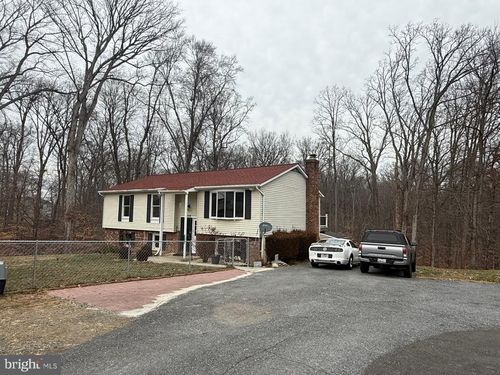 2308 Old Fort Hills Dr, FORT WASHINGTON, MD, 20744-3918 | Card Image