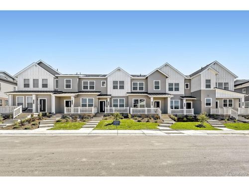 386 N Bersshine Ct, Watkins, CO, 80137-8805 | Card Image