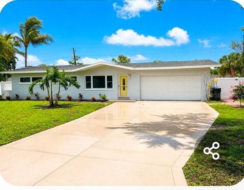 3641 Beach Dr Se, ST PETERSBURG, FL, 33705-4103 | Card Image