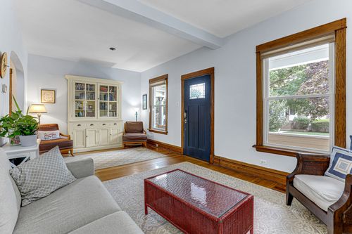 830 Elgin Ave, Forest Park, IL, 60130-2027 | Card Image