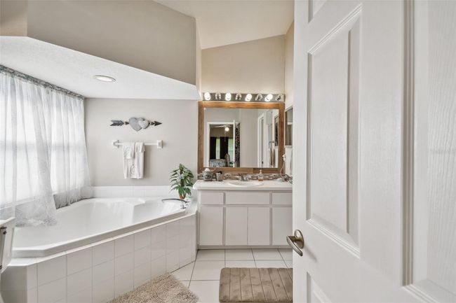 35536 Wickingham Ct, House other with 4 bedrooms, 2 bathrooms and null parking in ZEPHYRHILLS FL | Image 19
