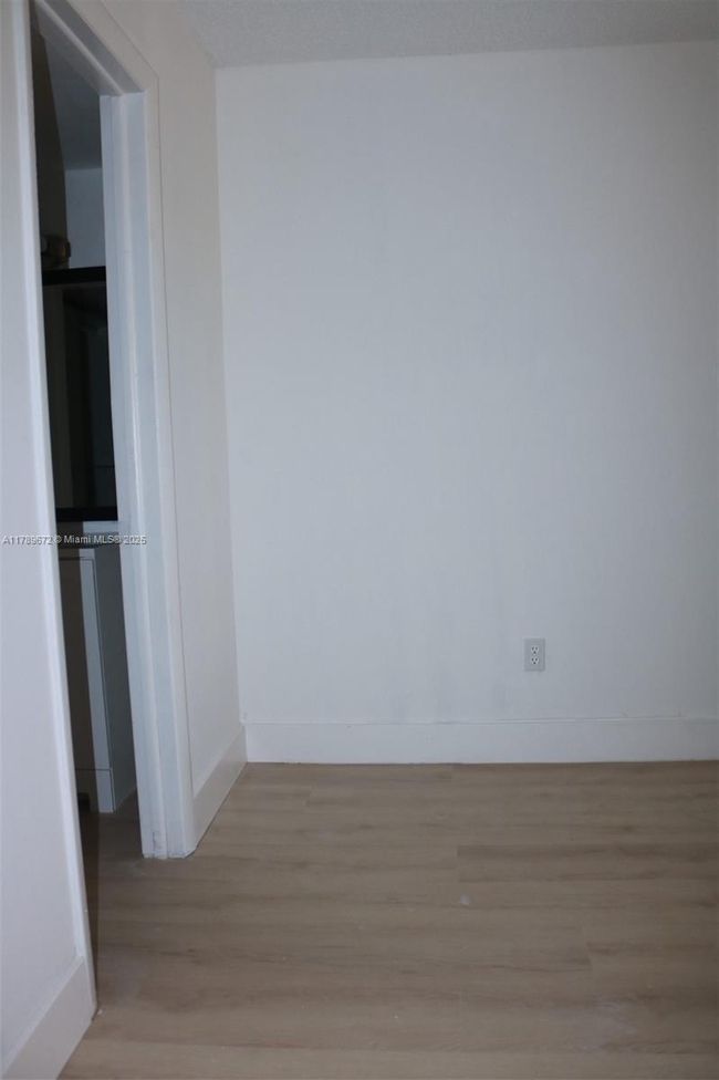 B304 - 3490 Foxcroft Rd, Condo with 2 bedrooms, 2 bathrooms and null parking in Miramar FL | Image 30