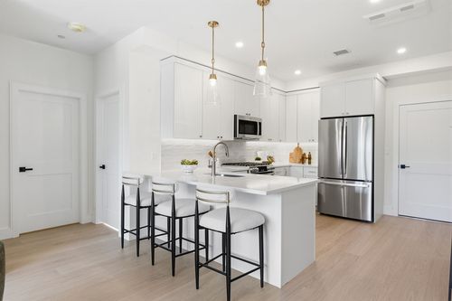 303-28 Geneva St, Boston, MA, 02128-2348 | Card Image