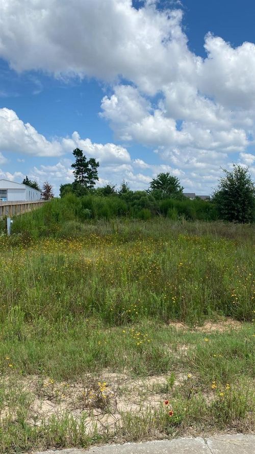 439 Road 5842, Cleveland, TX, 77327-7224 | Card Image