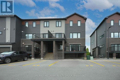 19-500 Eldorado Private, Ottawa, ON, K2K1X9 | Card Image