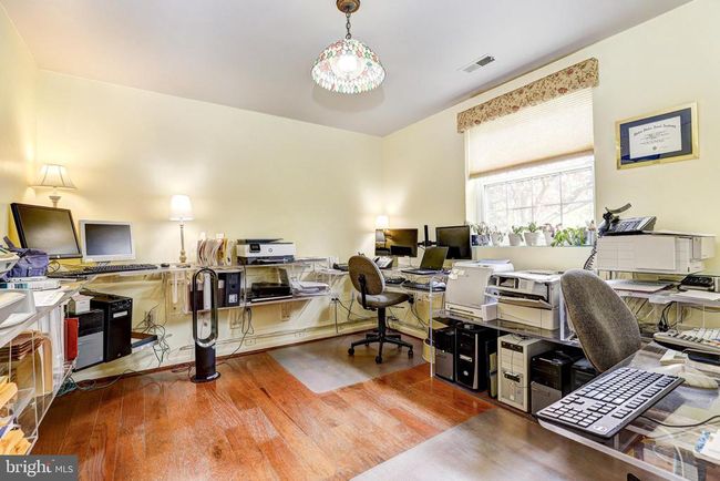 APT-102 - 1 Lucan Ct, Condo with 2 bedrooms, 2 bathrooms and null parking in LUTHERVILLE TIMONIUM MD | Image 9