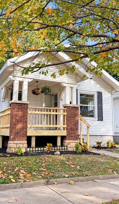 603 N Allin St, Bloomington, IL, 61701-2836 | Card Image