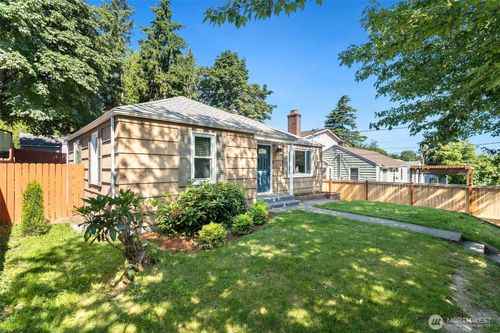 11451 71st Pl S, Seattle, WA, 98178-3006 | Card Image