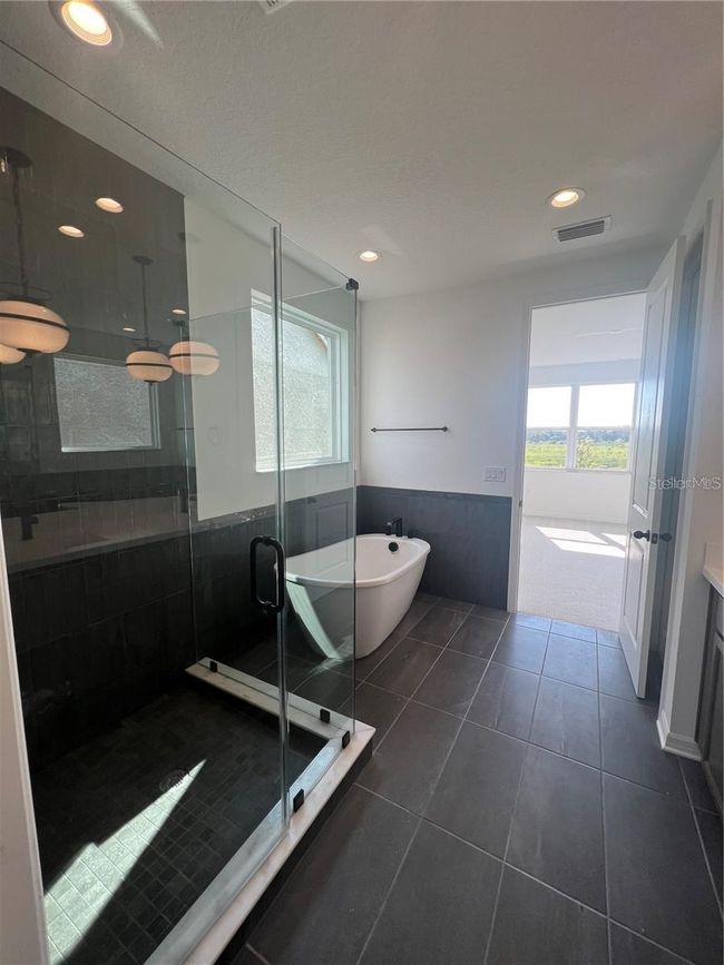 8330 Abalone Loop, House other with 3 bedrooms, 3 bathrooms and null parking in Parrish FL | Image 19