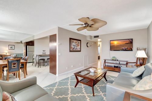 4049 Wolverton C, Boca Raton, FL, 33434-4520 | Card Image