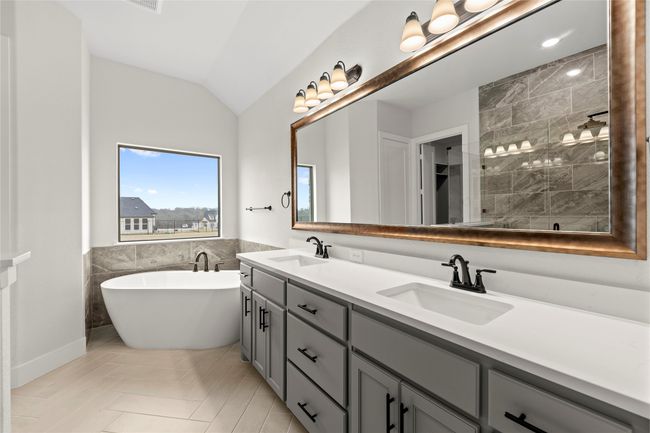 33. 160 Waterview - Bath (2) | Image 15