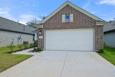 1608 Portia Lane, House other with 3 bedrooms, 2 bathrooms and null parking in Conroe TX | Image 2