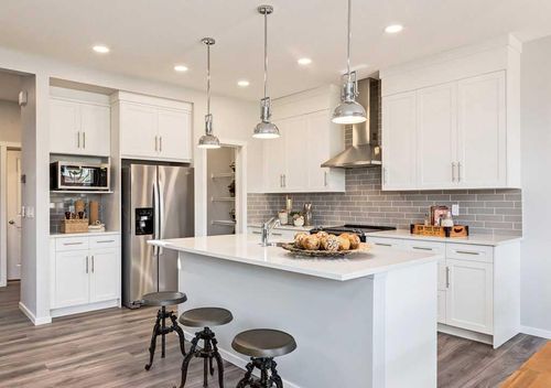 133 Versant Rise Sw, Calgary, AB, T2Y0Z1 | Card Image