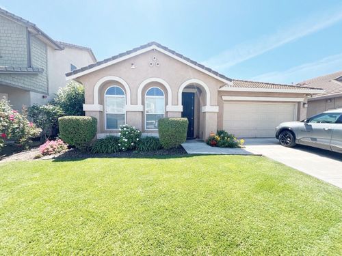 668 Spirou Street, Stockton, CA, 95204 | Card Image