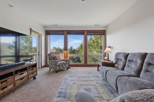 4051 Fairway Hills Dr, Rapid City, SD, 57702 | Card Image