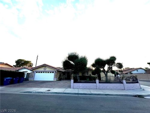 3811 Leisure Ln, Las Vegas, NV, 89103-2387 | Card Image