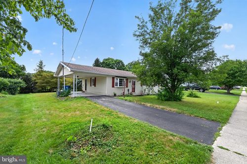 52 Roths Church Road, SPRING GROVE, PA, 17362 | Card Image