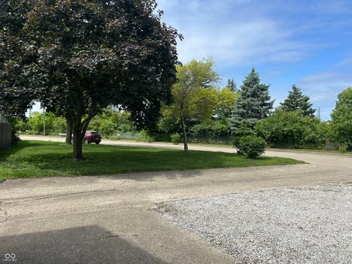 918 Elm St, Indianapolis, IN, 46203-1032 | Card Image