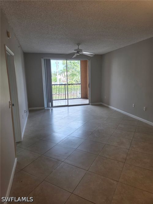 201-1105 Reserve Ct, NAPLES, FL, 34105-3807 | Card Image