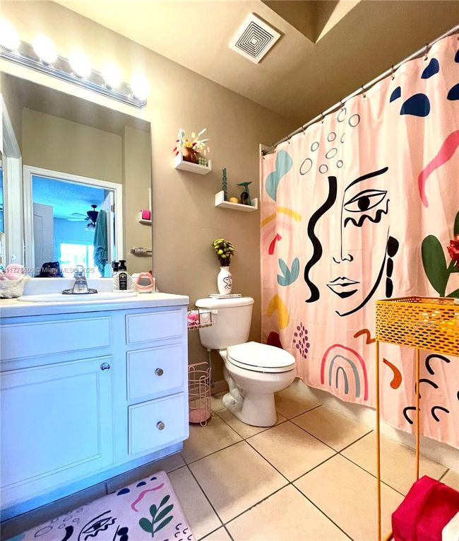 APT-429 - 6001 Sw 70 Th St, Condo with 3 bedrooms, 2 bathrooms and null parking in South Miami FL | Image 21