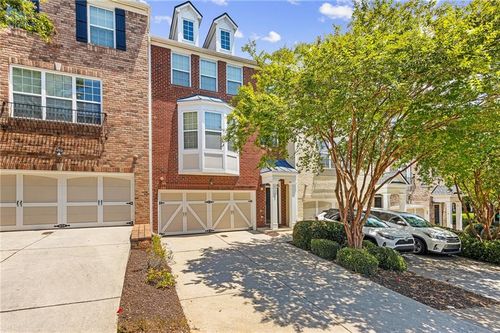 1565 Oakdale Bluffs Dr Se, Smyrna, GA, 30126-2959 | Card Image