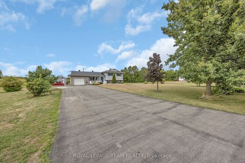 772 Kitley Line 3, Jasper, ON, K0G1G0 | Card Image