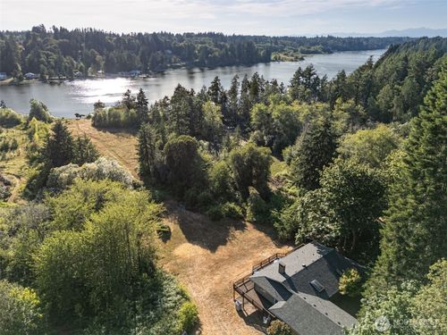 5415 Johnson Point Rd Ne, Olympia, WA, 98516-9129 | Card Image