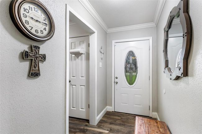3303 Indian Mound Trl, House other with 3 bedrooms, 2 bathrooms and 2 parking in Crosby TX | Image 11
