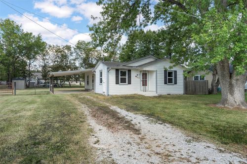 312 E Colorado St, Bremond, TX, 76629-5253 | Card Image